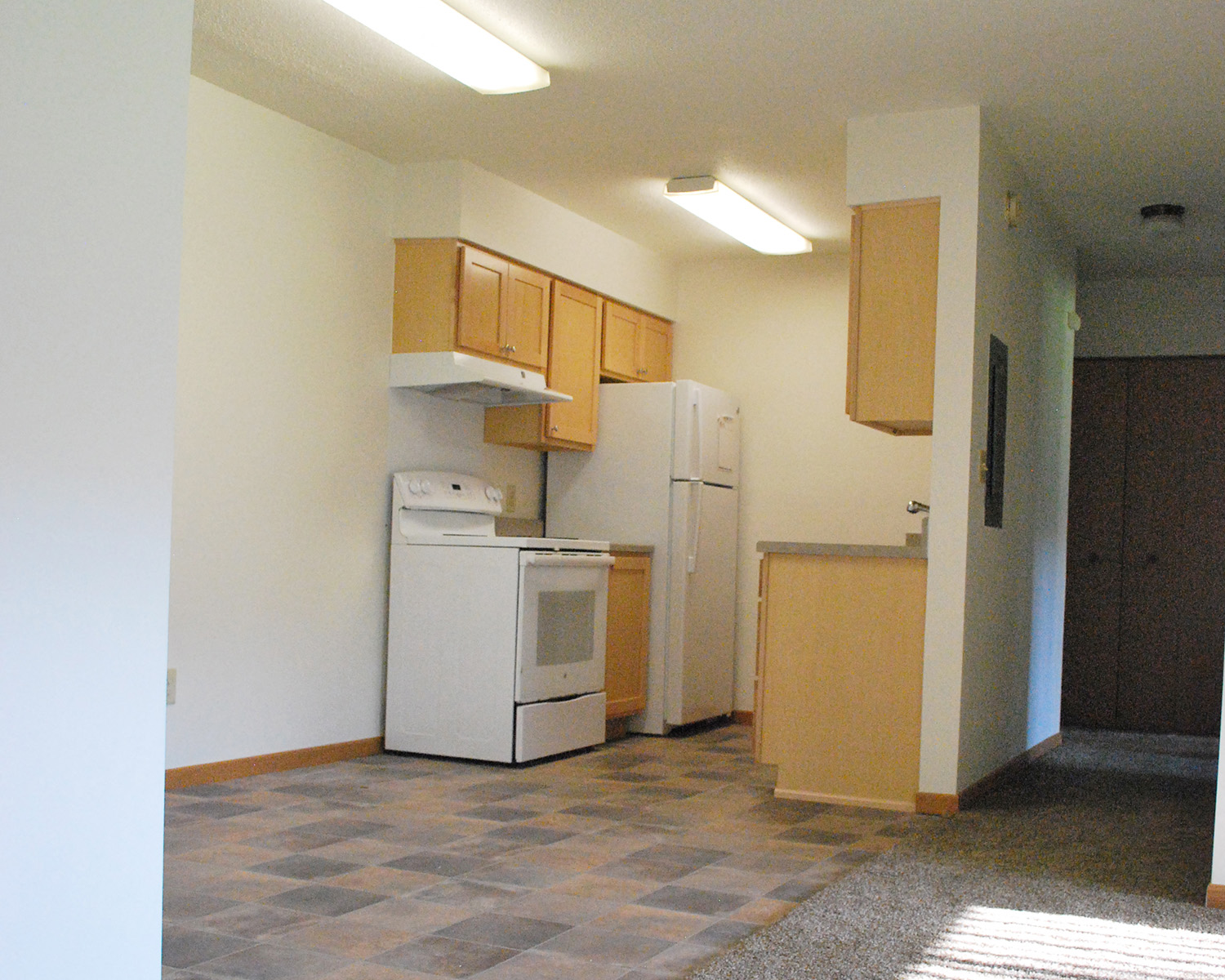 Photos and Video of Homestead Apartments in Mankato, MN